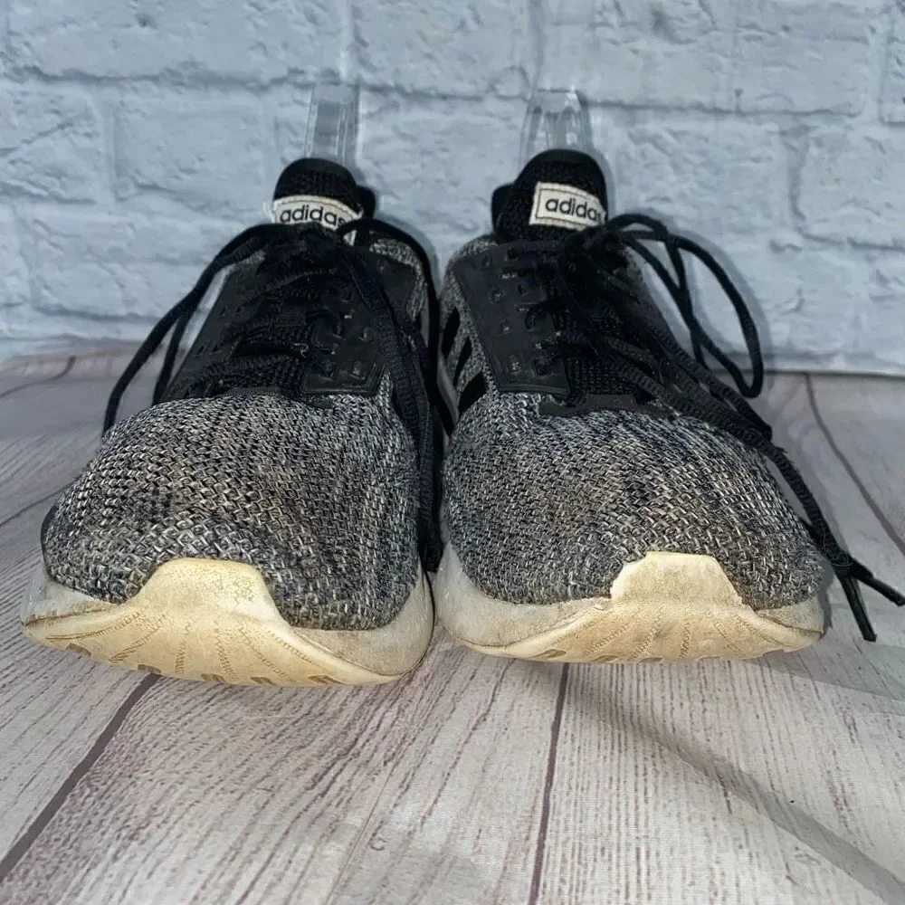 Adidas men 13 running shoe black and white